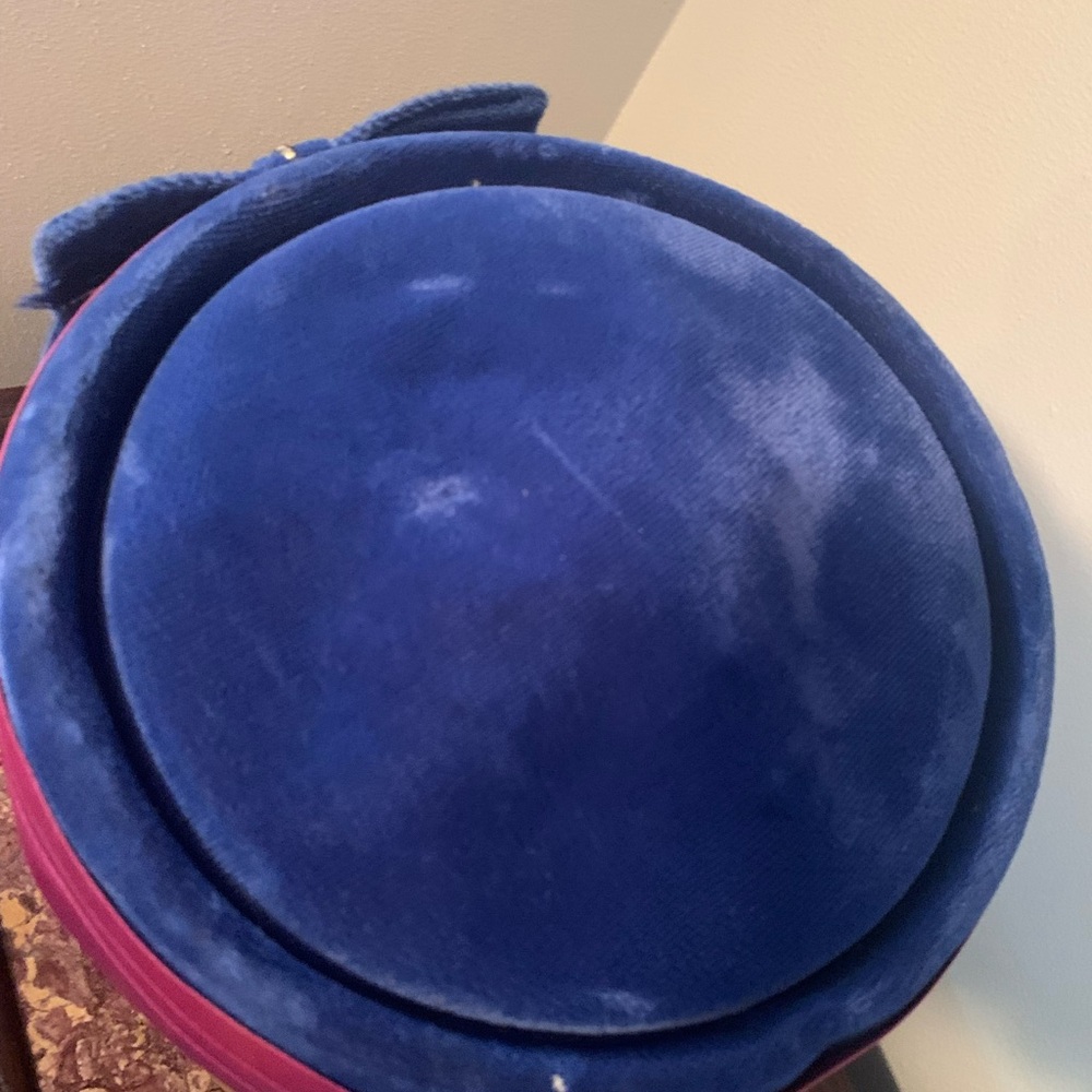 Vintage 1950’s with Blue and Purple Crushed Velvet Hat - Picture 6 of 7